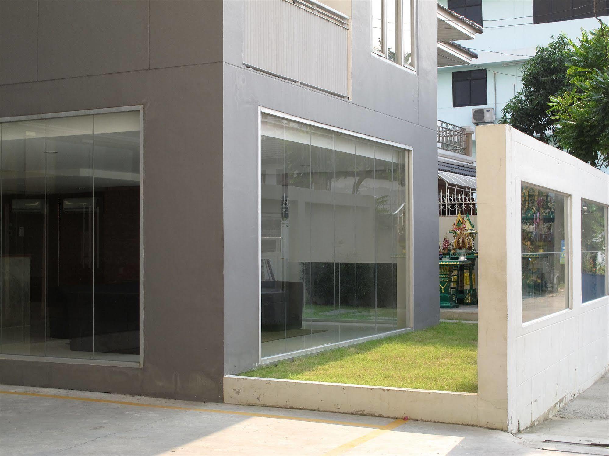Utd Apartments Sukhumvit Ban Khlong Nang Li Exteriér fotografie